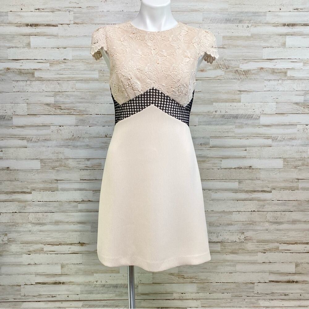 Club Monaco Zulandah Crochet Lace Dress Womens Size 4 Cream Black Textured - Picture 4 of 17
